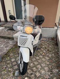 Scarabeo 125
