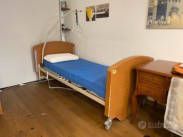 Letto elettrico per infermi