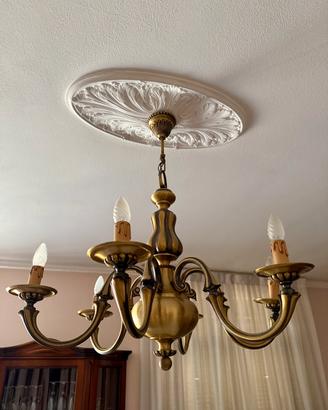 Lampadario classico in ottone