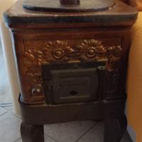 stufa in terracotta antica