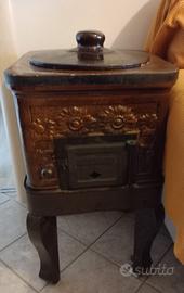 stufa in terracotta antica