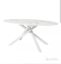 Tavolo Ikea effetto marmo bianco e grigio