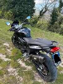 Bmw f800r