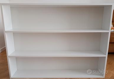 mobile con scaffalatura