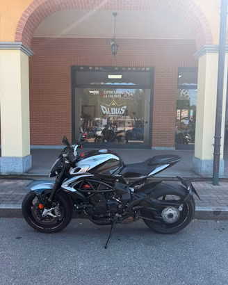 Mv Agusta Brutale 800 A 4900€ OPERAZIONE 50%