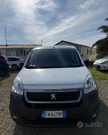 Peugeot 3 posti diesel fatturabile garanzia