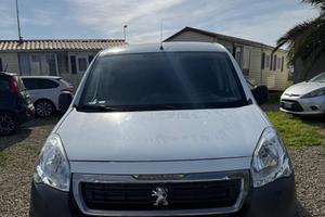 Peugeot 3 posti diesel fatturabile garanzia