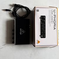 U-PHORIA UMC 204 HD Behringer