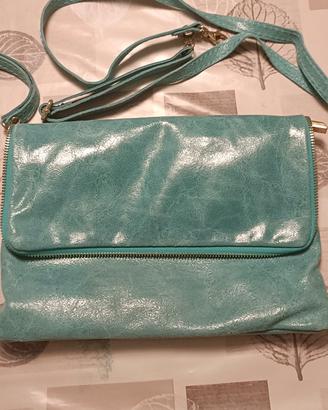 pochette con tracolla