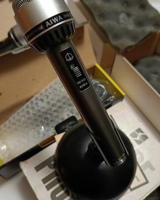 Microfoni e basette vintage AIWA, SHURE