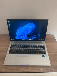 HP ELITEBOOK 850 15" i7 ssd 512gb RAM 16gb