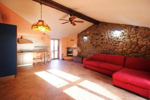 MONOLOCALE A MISSAGLIA