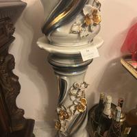 Colonnina con vaso e carrello vintage