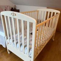 Lettino con sponde neonato