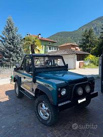 LAND ROVER DEFENDER "NO LIMITS"