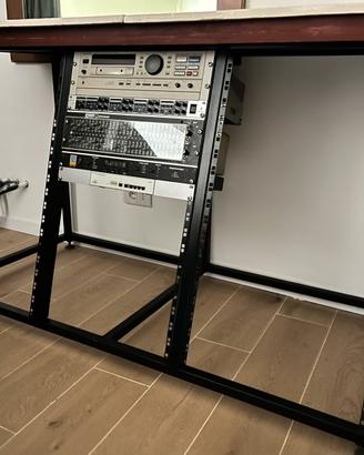 Rack Reagia 19”