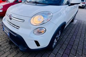Fiat 500 L tracking