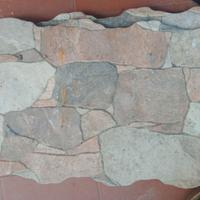 Piastrelle effetto pietra