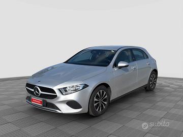 MERCEDES Classe A (W177) A 180 Automatic Executive