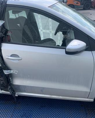 PORTIERA ANTERIORE DESTRA VOLKSWAGEN Polo 5° Seri