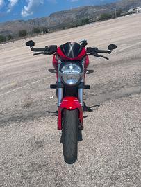 DUCATI monster 696+
