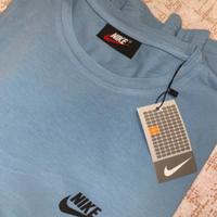 Maglia nike nuova con cartellino