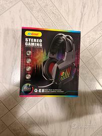 Cuffie da gioco o cuffie da ufficio