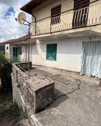 2 LOCALI A CARREGA LIGURE