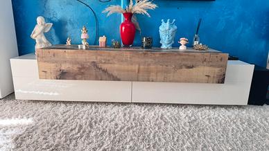 Mobile TV moderno con vetrinetta LED