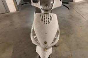 Zip 50 2t da sistemare