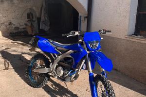 Yamaha YZ 250 - 2025