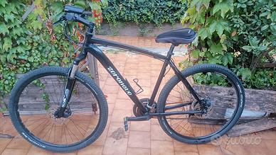 Mountain bike  zeronove  telaio nero freni a disco