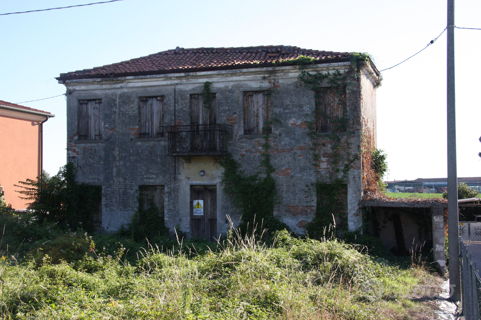 VILLINO LIBERTY DI INIZI NOVECENTO sito a MIRA (VE - Vista 3