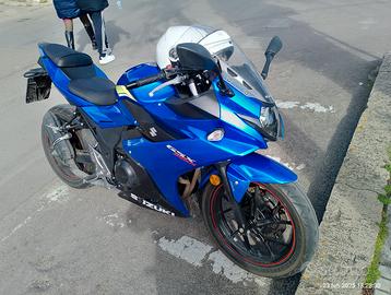 Suzuki GSX 250 - 2019