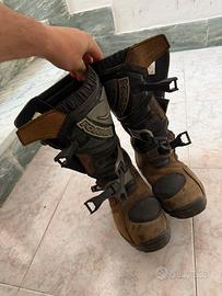 Stivali forma adventure dry
