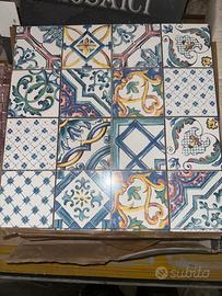 Piastrelle decorate stile Maiolica / Vietrese trad