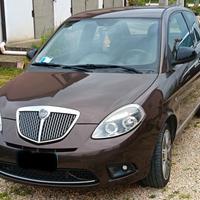 Lancia Ypsilon 1.3 2011 E5 Unyca
