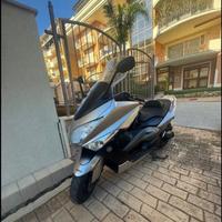 Yamaha T-Max 2008