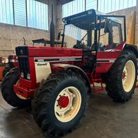 Trattore case international 1055