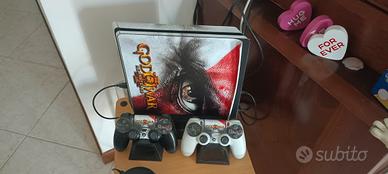 PlayStation 4 Slime 500 GB+2 controller 