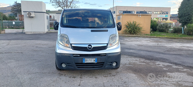 Opel vivaro anno 2009 cilindrata 2.5