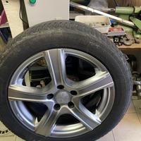 n° 4 gomme invernali con cerchi