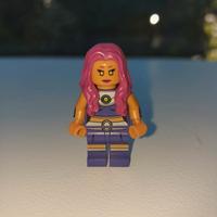 Lego Batman Starfire Minifigure con accessorio