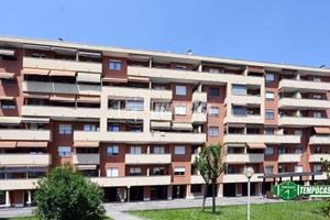 4 LOCALI CON BOX IN VIA SALVEMINI