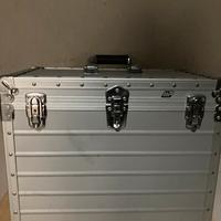 Valigia / baule metallo trasporto oggetti