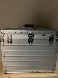 Valigia / baule metallo trasporto oggetti