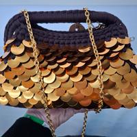 Borsa clutch con paillettes 