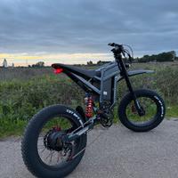 NUOVA e-Bike 5KW 30Ah 70Km/h con Garanzia 2 Anni