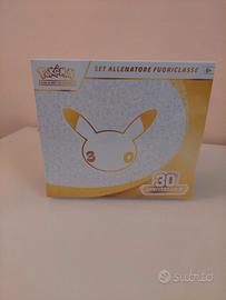 etb 30esimo anniversario Pokemon SIGILLATO