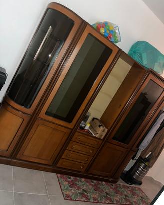 Mobile in legno vintage stile anni 70